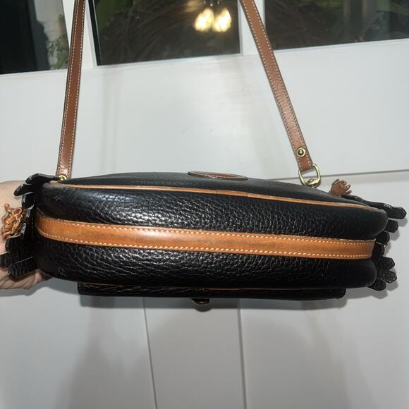 ULTRA RARE Vintage Dooney & Bourke Kilty Bag Black & Tan - Picture 5 of 14